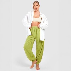 BOOHOO Plus Green Fluffy Borg Loungewear Joggers Fuzzy Sweat Pants US 24 UK 28